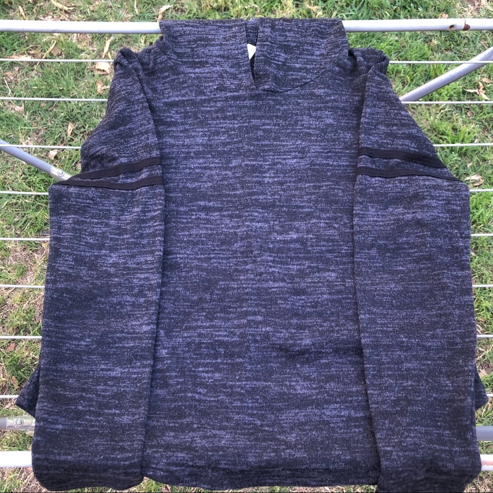 💥2/16💥Atticute Dark Grey Long Sleeve With Hoodie